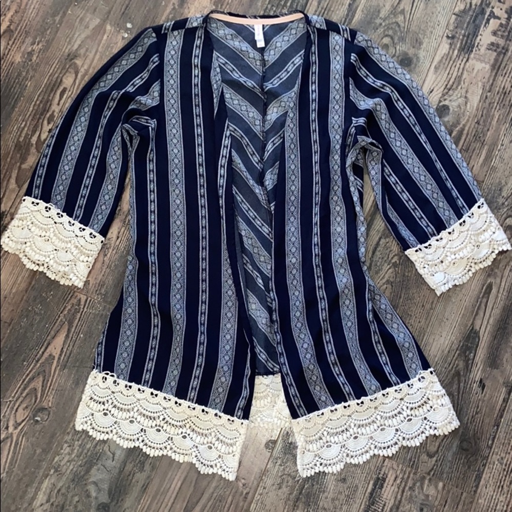 Xhilaration kimono navy blue and ivory